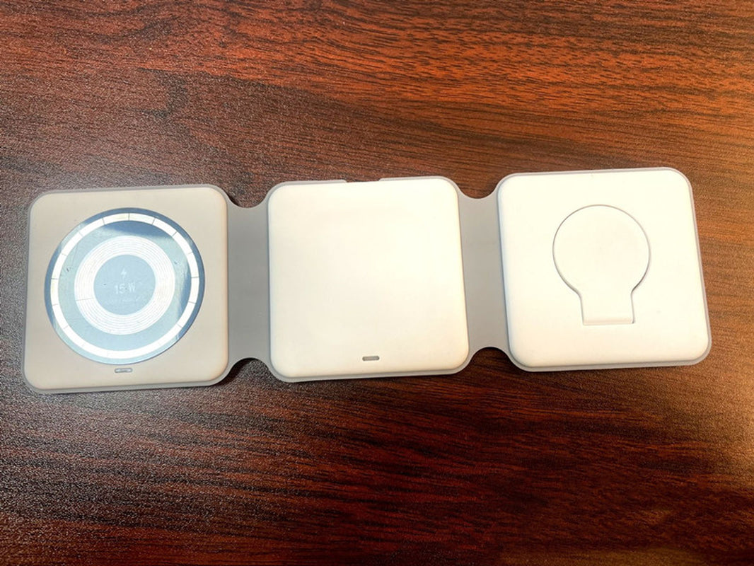 Stylish Magnetic Folding 3-In-1 Wireless Charger